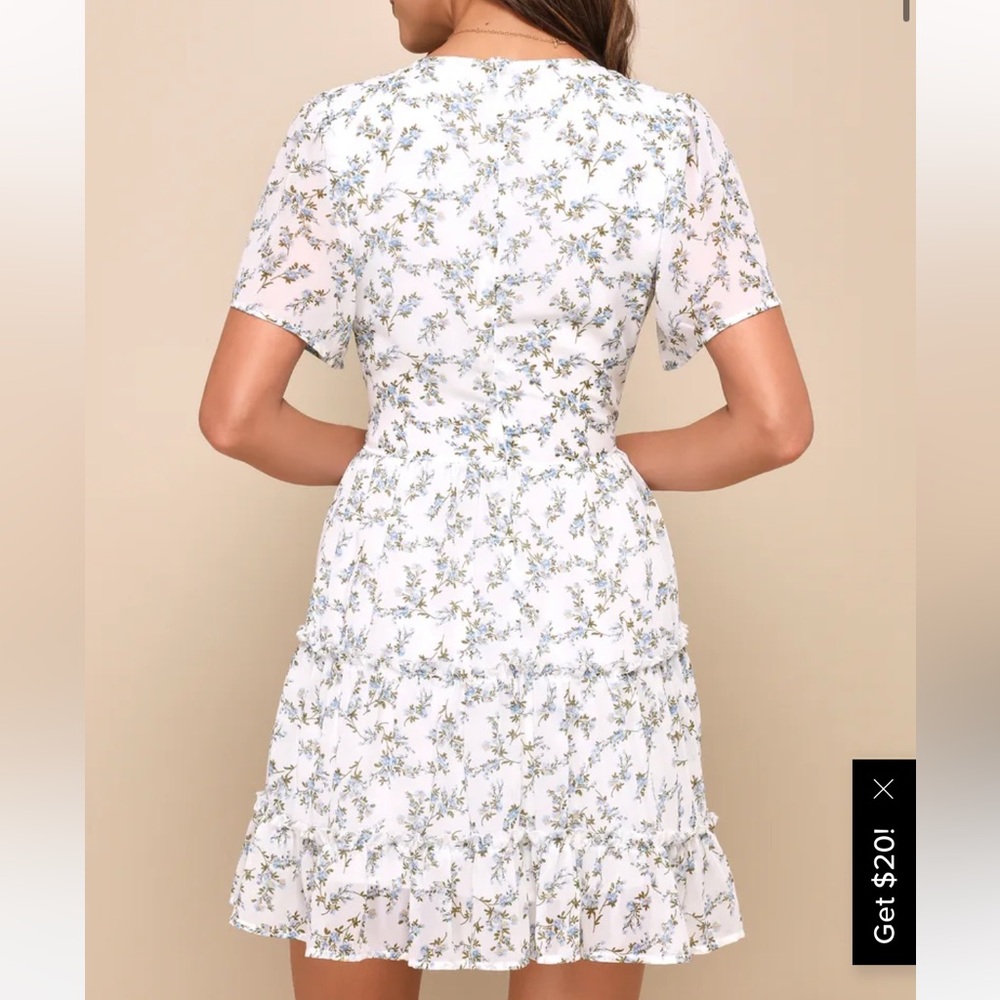 Lulus short sleeve tiered dress - Picture 2 of 2